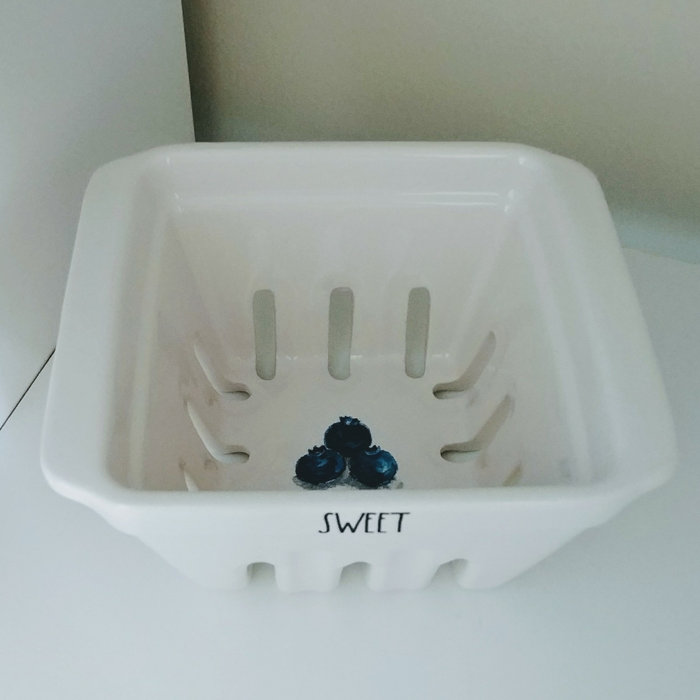 Rae Dunn Sweet Blueberries Ceramic Colander